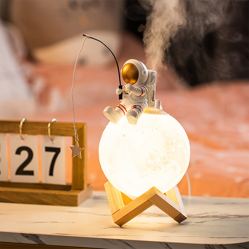 Astronaut Figurine Night Light & Humidifier